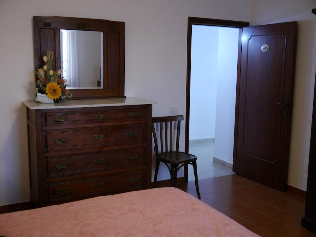 Agriturismo Le Stiacce Saturnia Værelse billede